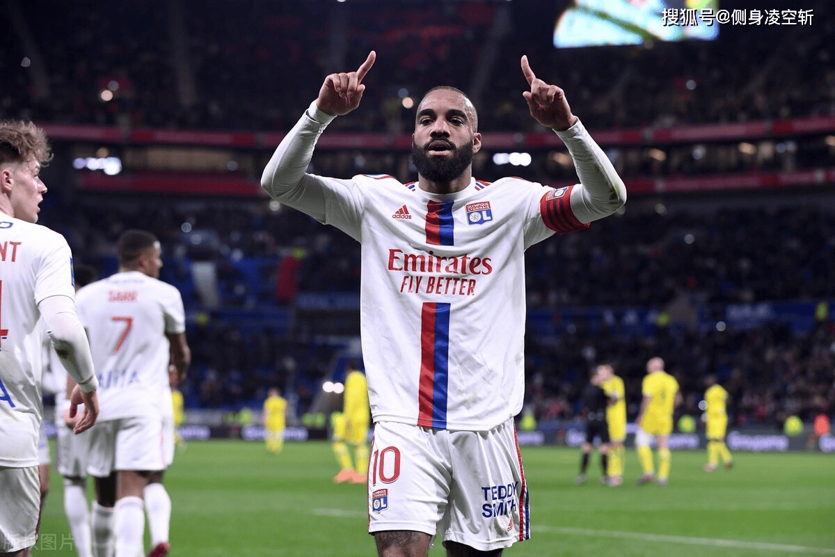 法国杯：里昂VS拉瓦勒——法甲雄狮的复兴路，法乙黑马的试金石